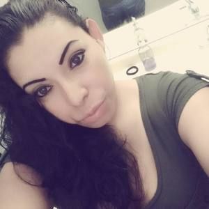 Meet your Posher, Lorena